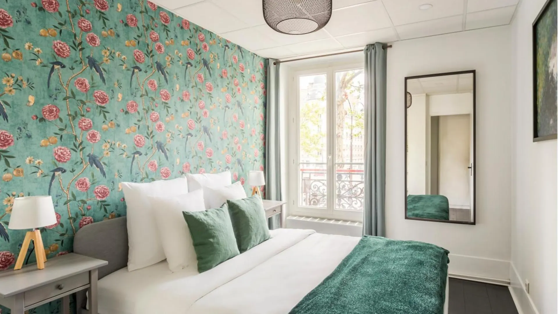 아파트 Merveil - Family Suite - Champs Elysees - Armee 파리 프랑스